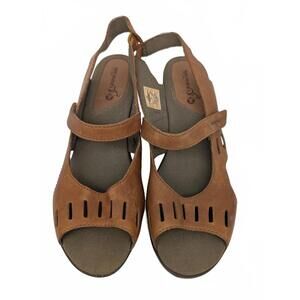 Merrell Brown Leather Upper Evera Chase Brown Sandals. Size 11